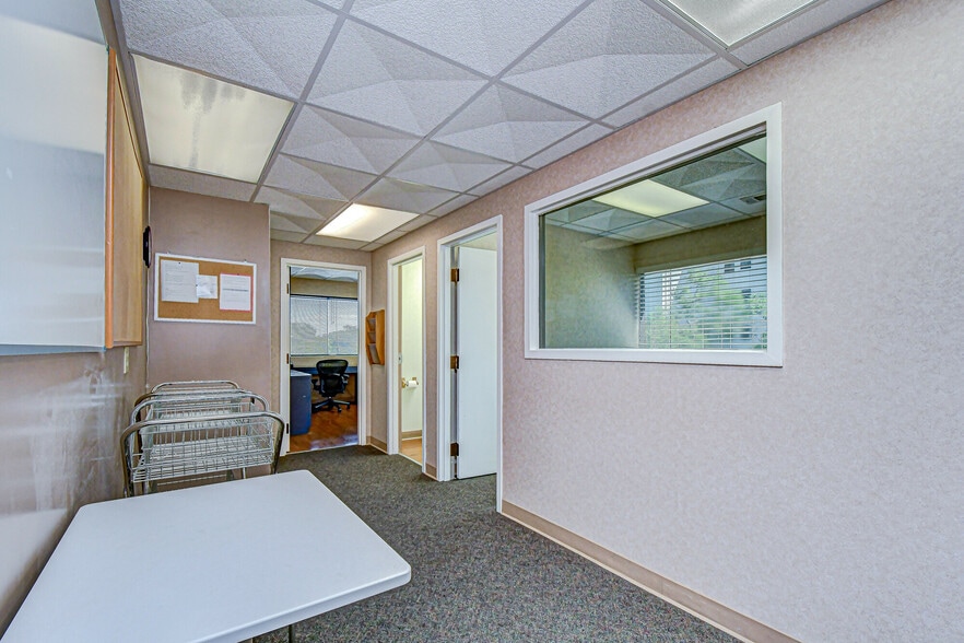 More Photos Of 4710 N Habana Ave, Tampa Medical For Sale
