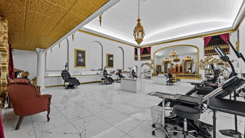 More Photos Of 535 N 7th St, Grand Junction General Retail For Sale