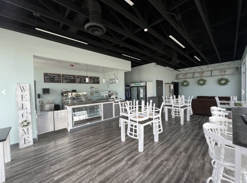 More Photos Of 7705-7709 S Walker Ave, Oklahoma City Storefront For Lease