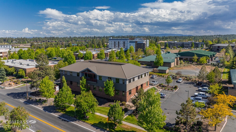 More Photos Of 963 SW Simpson Ave, Bend Office For Lease
