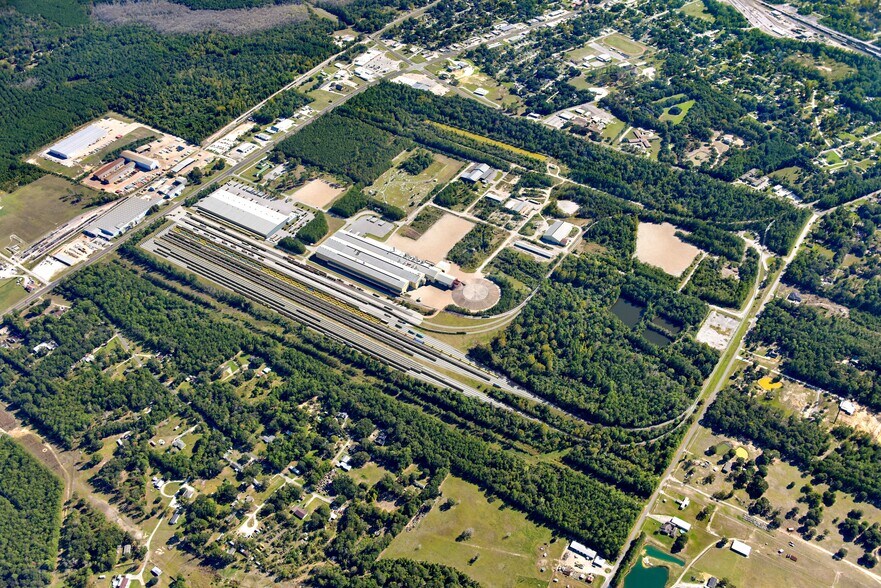 More Photos Of 735 FM 92 S, Silsbee Warehouse For Lease