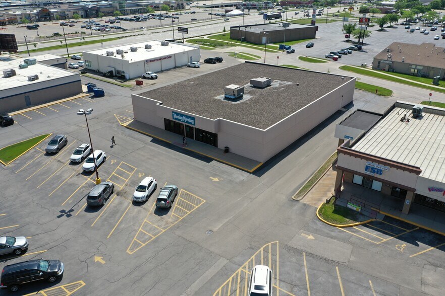 More Photos Of 1370 Twixt Town Rd, Marion Freestanding For Lease