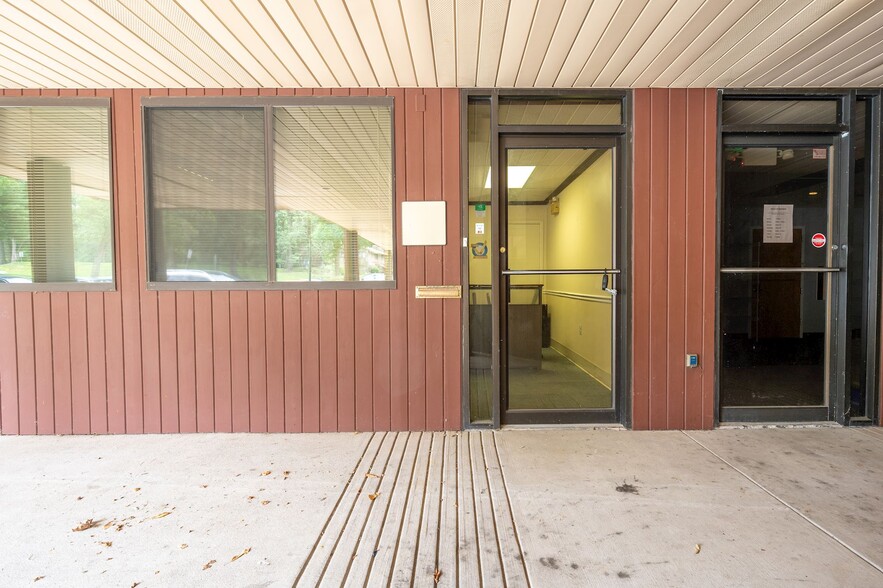 More Photos Of 9650 Santiago Rd, Columbia Medical For Sale