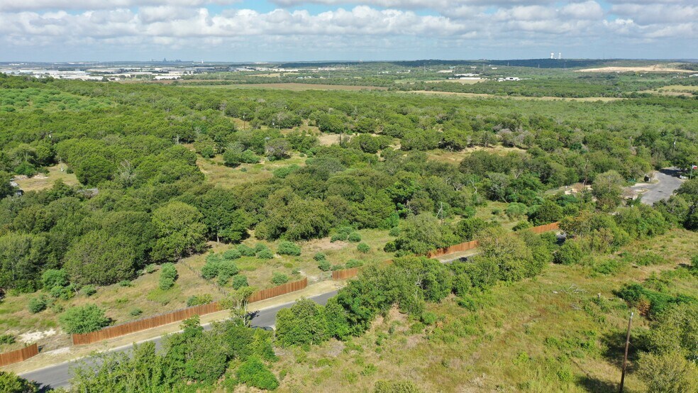 More Photos Of 18711 Interstate 35 N, Schertz Land For Sale