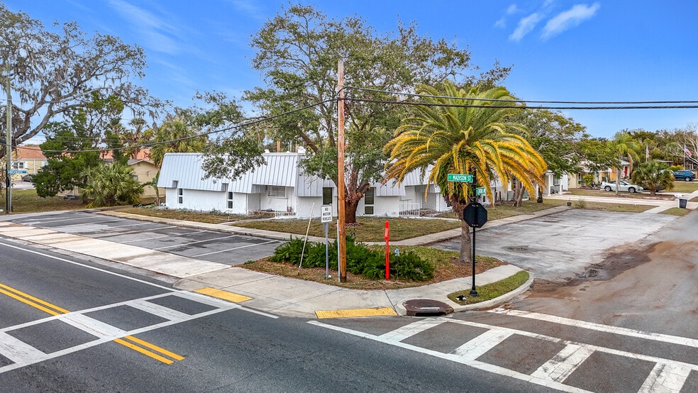 More Photos Of 6430 Madison St, New Port Richey Medical For Sale