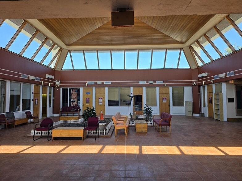 More Photos Of 2801 Island Ave, Philadelphia Medical For Lease