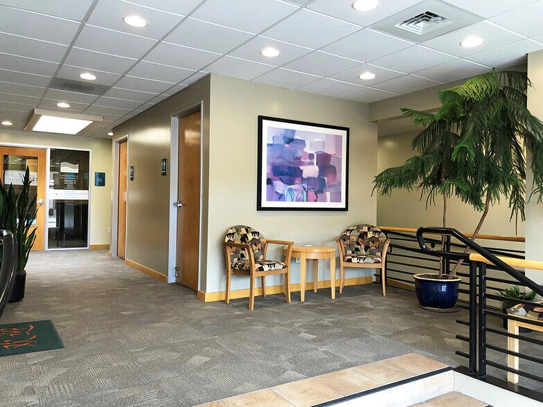 Primary Photo Of 317 W South Boulder Rd, Louisville Medical For Lease