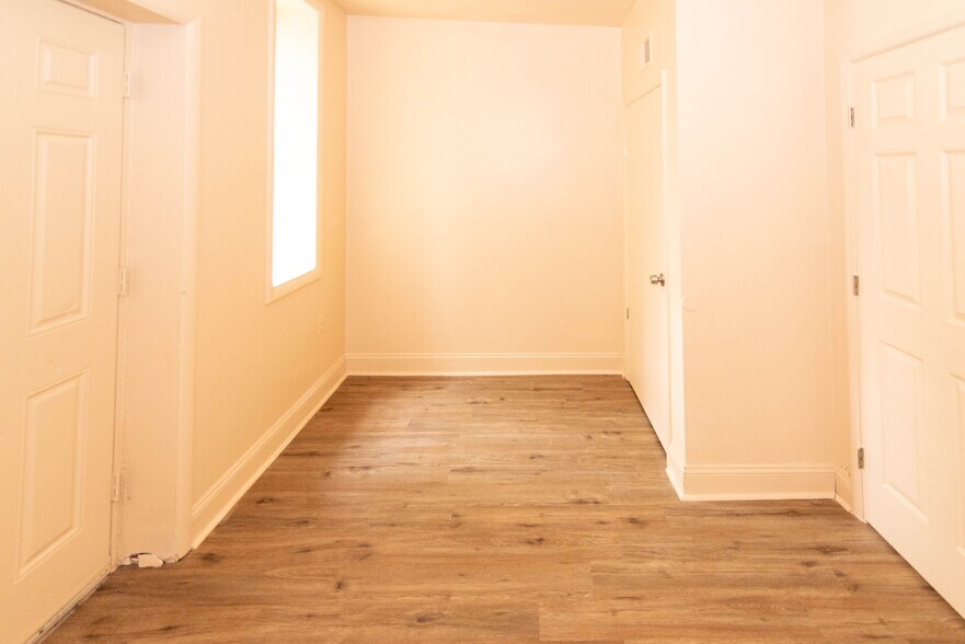 More Photos Of 1611 Gwynns Falls Pky, Baltimore Apartments For Sale