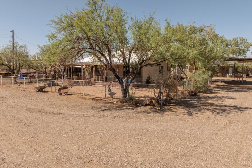 More Photos Of 15775 E US Highway 60, Gold Canyon Land For Sale