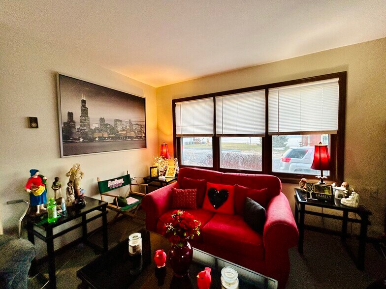 More Photos Of 207 S Main St, Louisiana Apartments For Sale