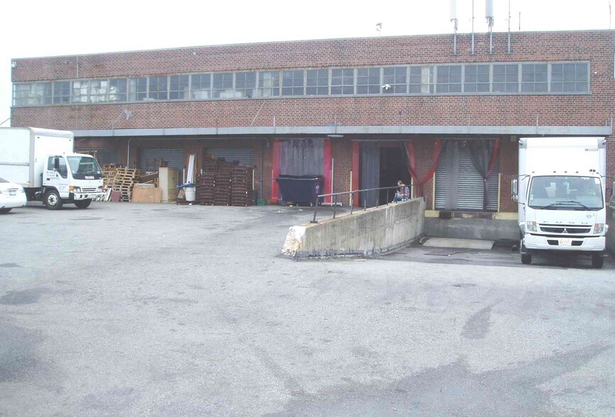 Primary Photo Of 54-08 46th St, Maspeth Warehouse For Lease
