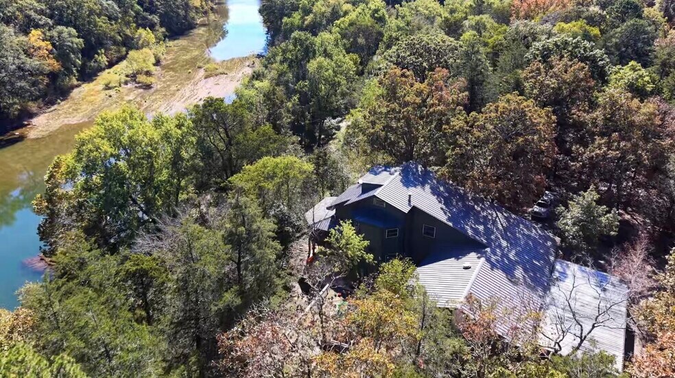 More Photos Of 122 Ouachita River Haven Rd, Pencil Bluff Hotel For Sale