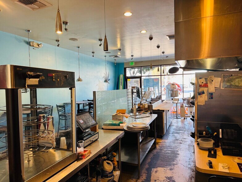 More Photos Of 147 Main St, Seal Beach Unknown For Lease