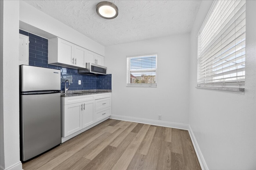 More Photos Of 523 72nd Ave, St Pete Beach Hotel For Sale