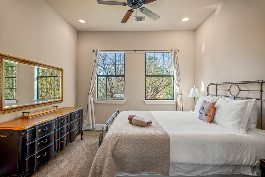 More Photos Of 3603 FM 1725 Rd, Willis Lodge Meeting Hall For Sale