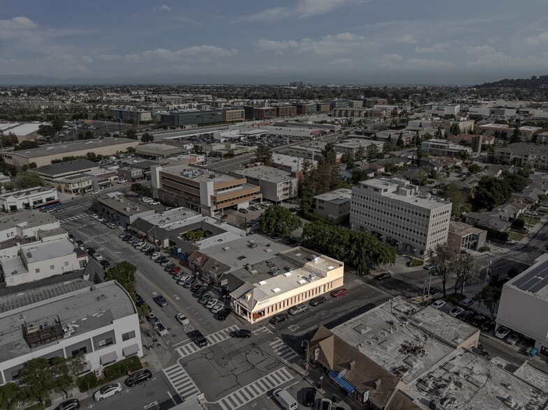 More Photos Of 33-35 W 25th Ave, San Mateo Storefront For Lease