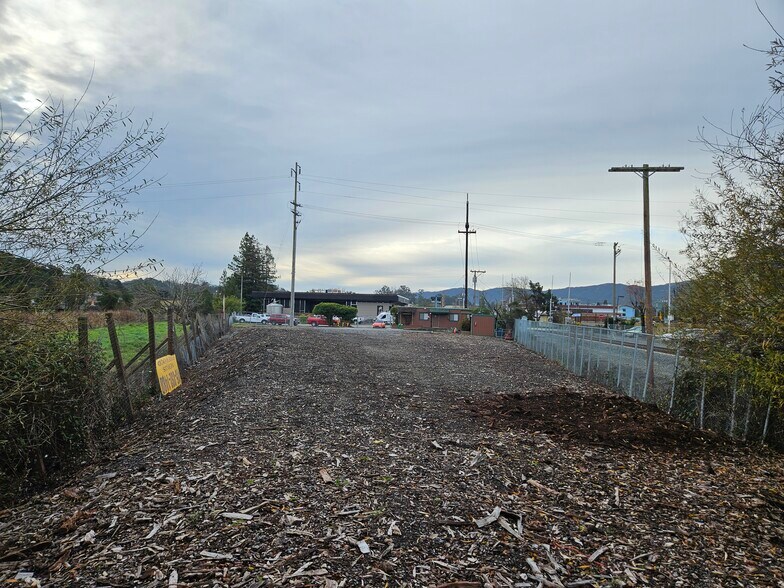 More Photos Of 998 Rush Creek Pl, Novato Land For Lease