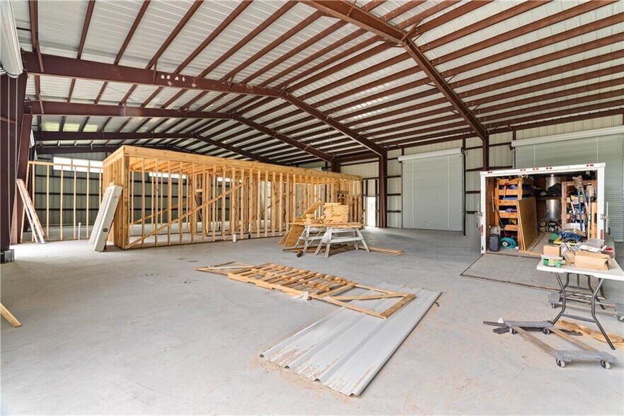 More Photos Of 114 W 1st St, Rockport Industrial For Sale