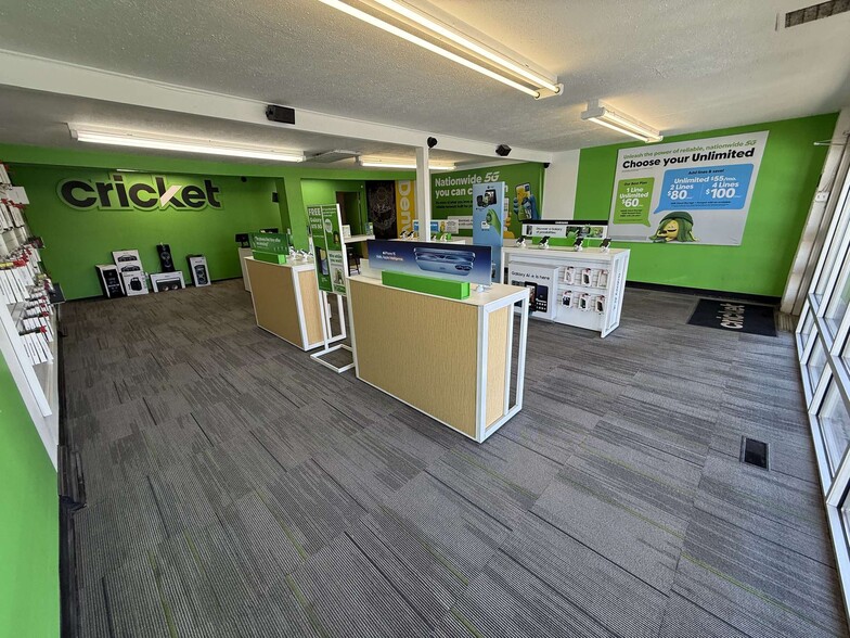 More Photos Of 2412 S Federal Blvd, Denver Storefront For Lease