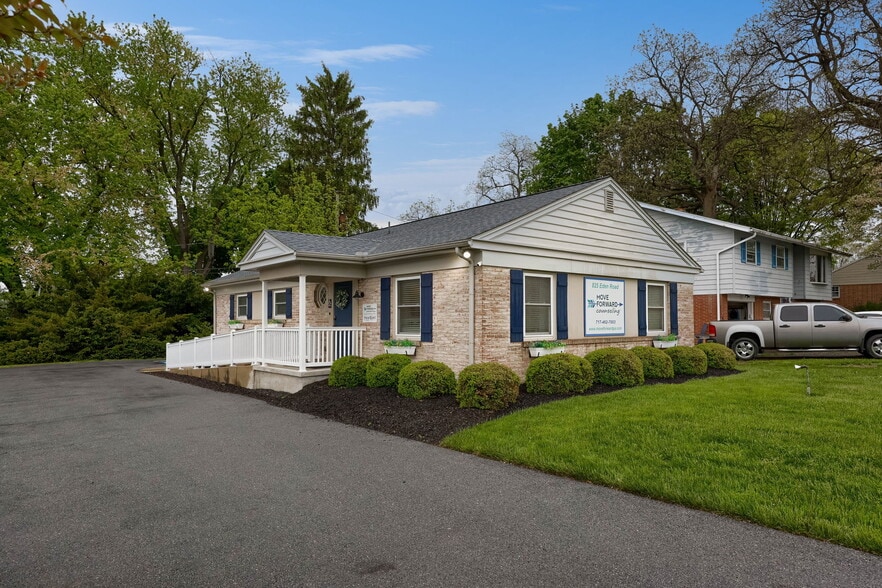 More Photos Of 825 Eden Rd, Lancaster Medical For Sale