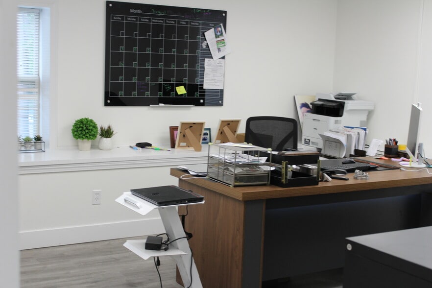 More Photos Of 442 Westfield St, West Springfield Office For Sale