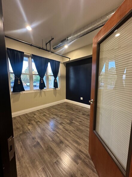 More Photos Of 1319 W Baseline Rd, Lafayette Medical For Lease