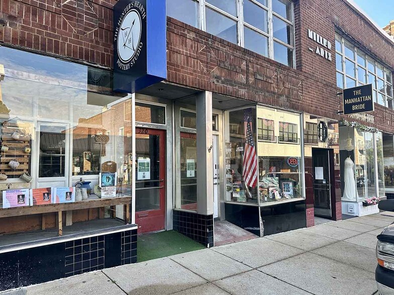 Primary Photo Of 316 E Main St, Johnson City Storefront Retail Office For Lease