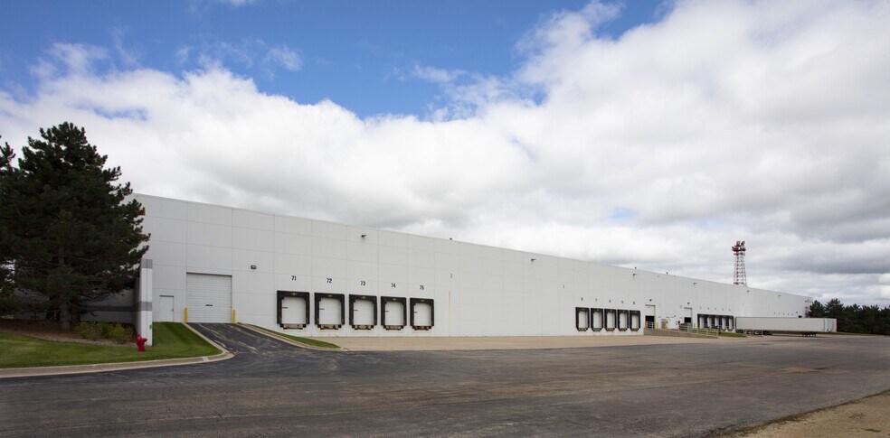 More Photos Of 711 Fairview Dr, Dekalb Warehouse For Lease