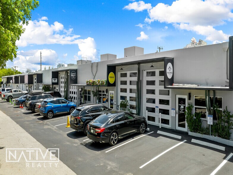 More Photos Of 1229-1231 NE 9th Ave, Fort Lauderdale Flex For Lease