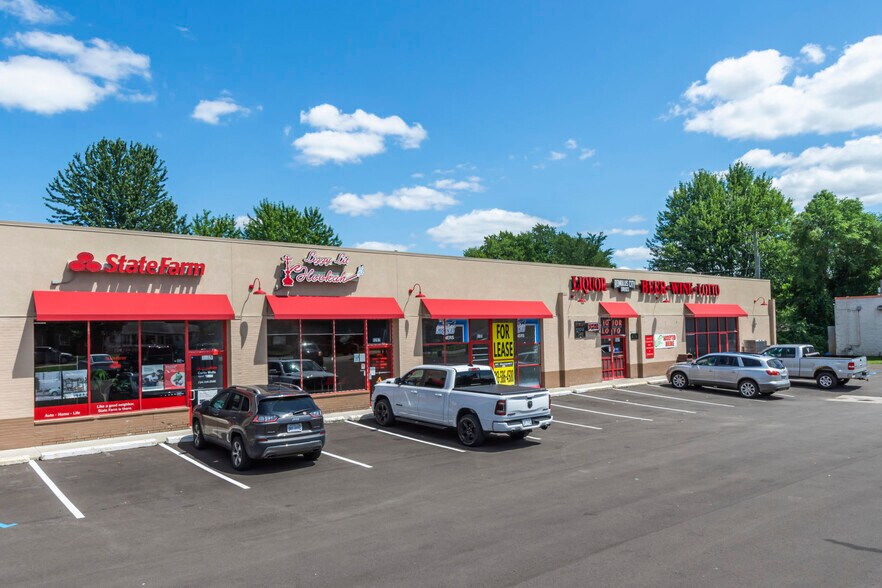 More Photos Of 9219-9301 Wayne Rd, Romulus Unknown For Lease
