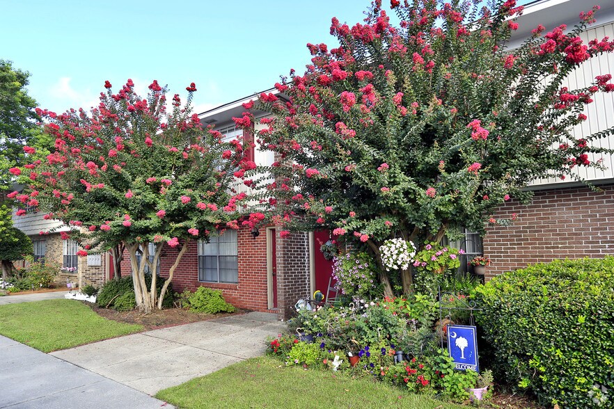 More Photos Of 1721 Ashley Hall Rd, Charleston Apartments For Sale