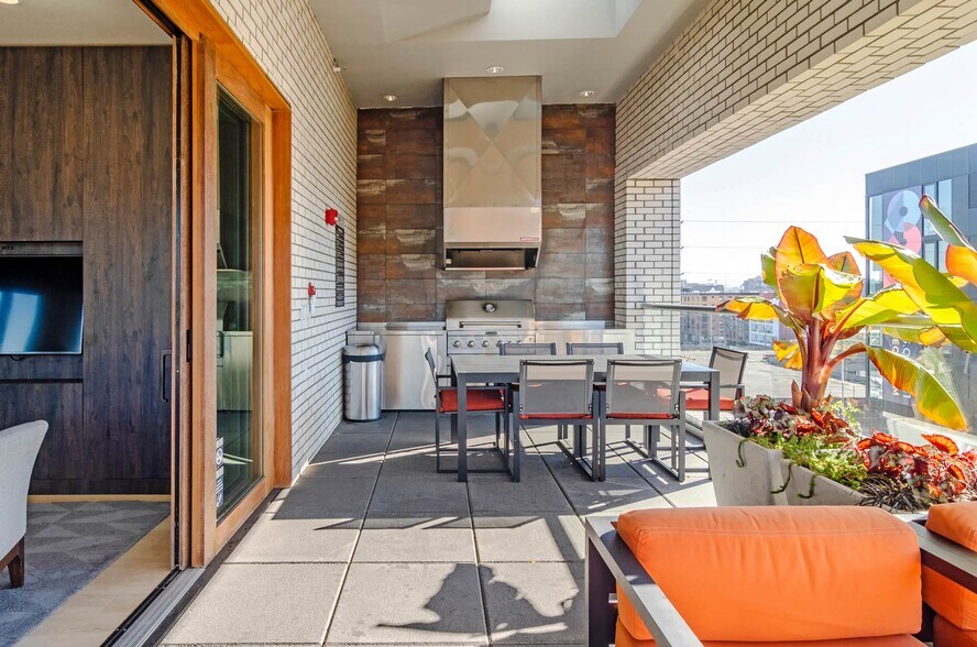 More Photos Of 1515 NW 21st Ave, Portland Apartments For Lease