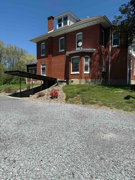 More Photos Of 15250 Kutztown Rd, Kutztown Office Residential For Sale