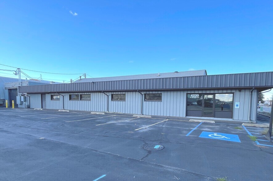More Photos Of 4230 E Mission Ave, Spokane Warehouse For Lease