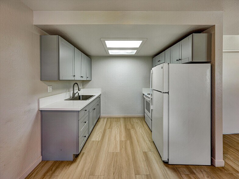 More Photos Of , Fallbrook Multifamily For Sale
