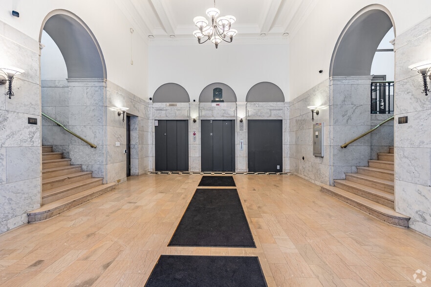 More Photos Of 275 4th St E, Saint Paul Office For Lease