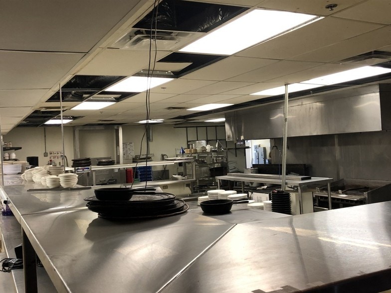 More Photos Of 8101 Wicker Ave, Schererville Restaurant For Sale