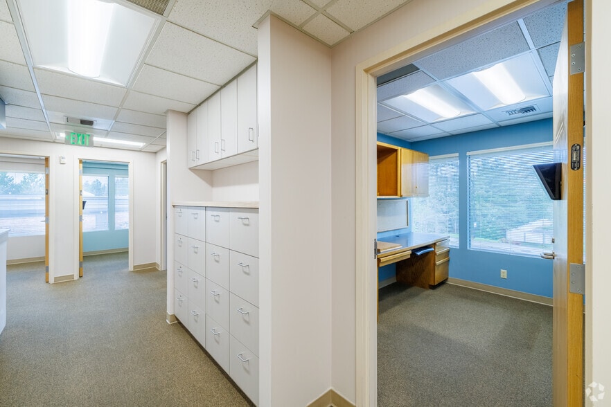 More Photos Of 11711 NE 12th St, Bellevue Office For Sale