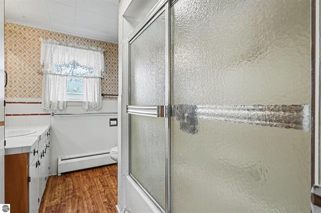 More Photos Of 1100 E Bay St, East Tawas Hotel For Sale