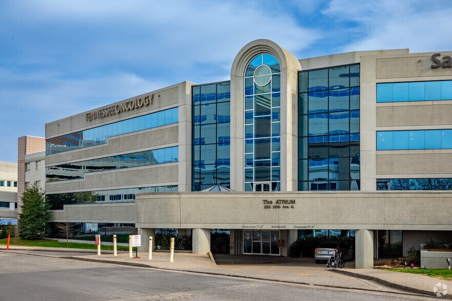 More Photos Of 250 25th Ave N, Nashville Medical For Lease