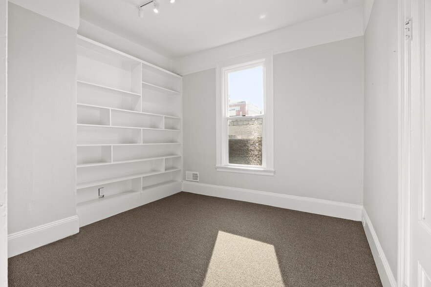 More Photos Of 1732-1736 Divisadero St, San Francisco Storefront Retail Office For Lease