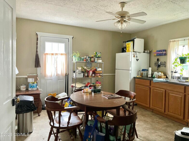 More Photos Of 207 Front St, New Berlin Apartments For Sale