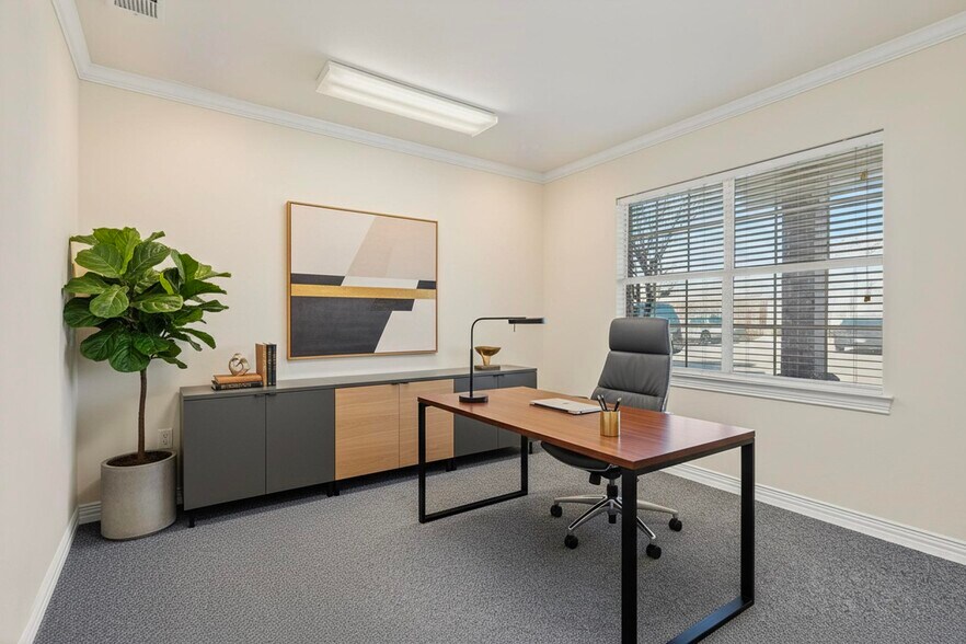 More Photos Of 2840 Keller Springs Rd, Carrollton Medical For Sale