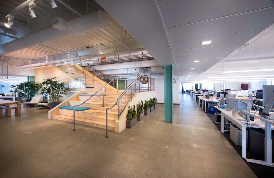 More Photos Of 305 Walnut St, Redwood City Office For Lease