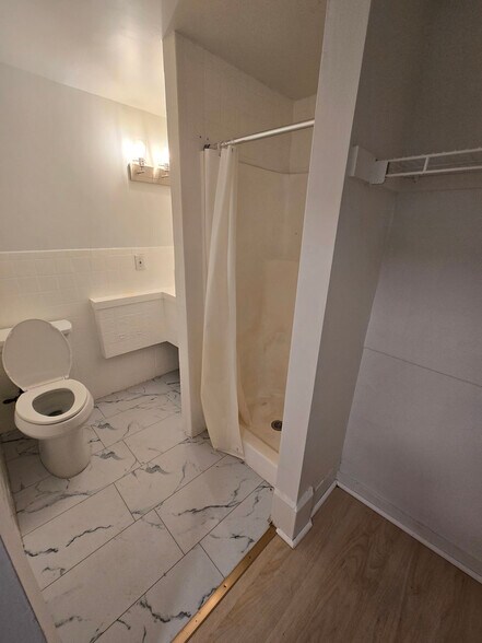 More Photos Of 122-126 Felton St, Waltham Apartments For Sale