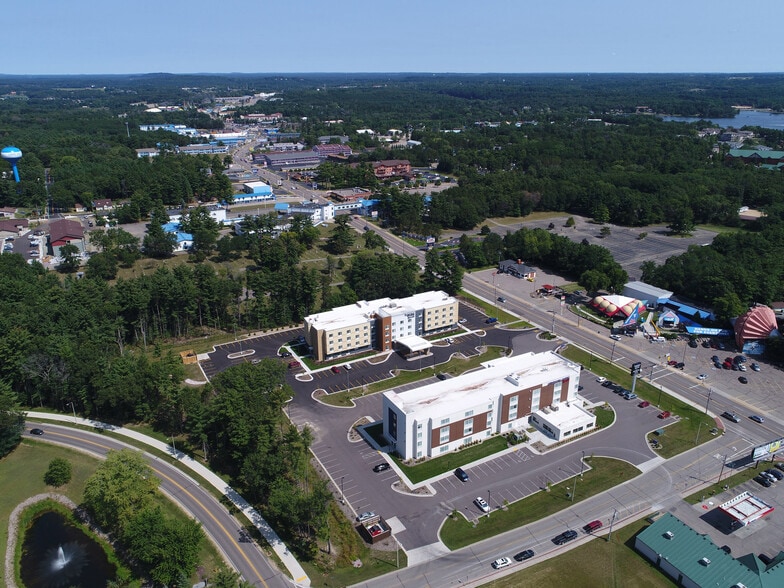 More Photos Of , Wisconsin Dells Hospitality For Sale