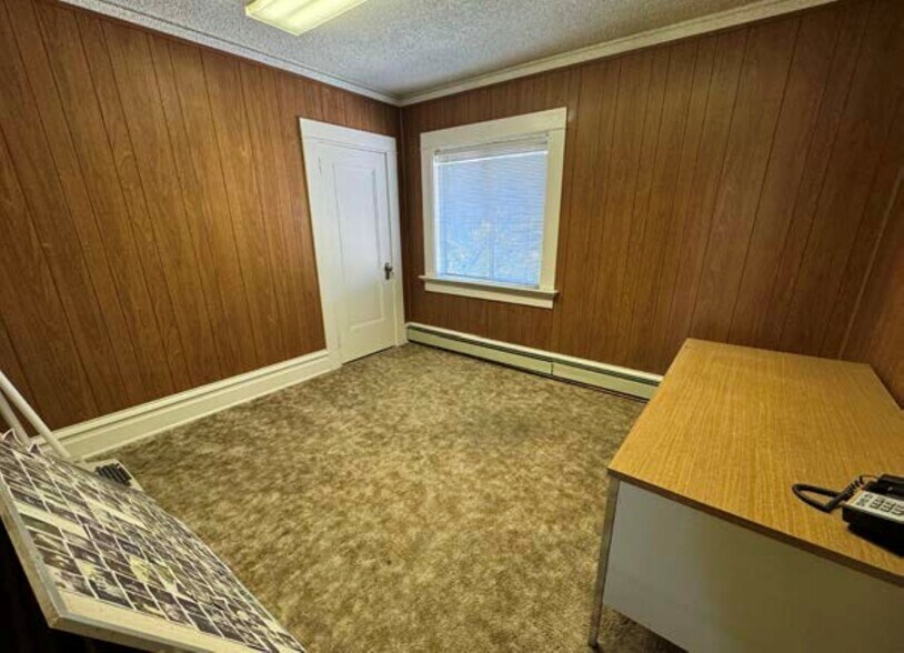 More Photos Of 604 Lander St, Reno Office Residential For Sale