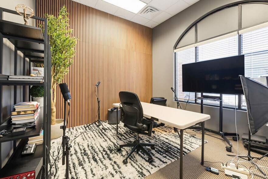 More Photos Of 276 E 12200 S, Draper Office For Sale