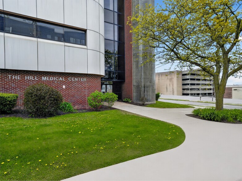 More Photos Of 1000 E Genesee St, Syracuse Medical For Lease