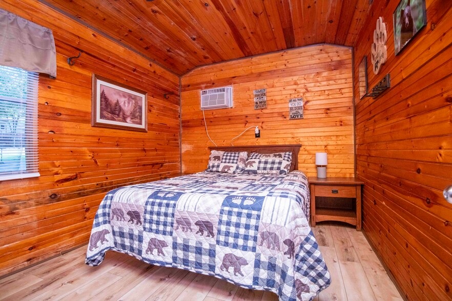 More Photos Of 251 Spring Valley Rd, Pigeon Forge Trailer Camper Park For Sale